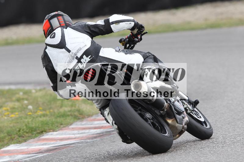 Archiv-2025/05 14.04.2025 Plüss Moto Sport ADR/Einsteiger/81